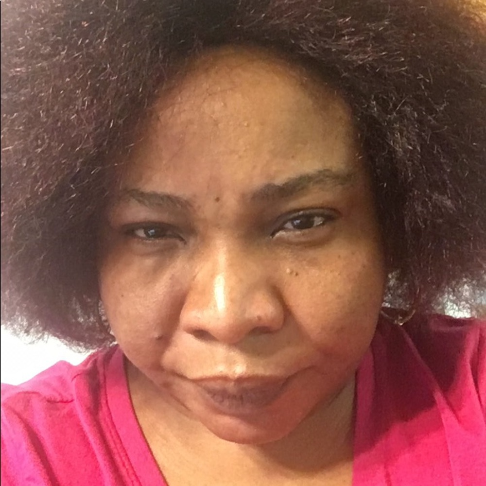 Meet your Posher, Sandra